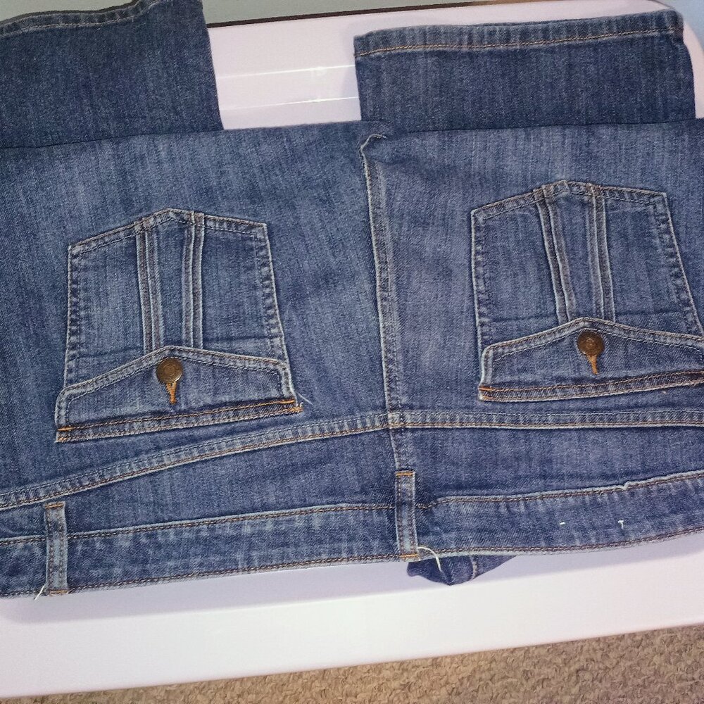 Liz Claiborne Size 16 flare Midrise Stretch Jeans